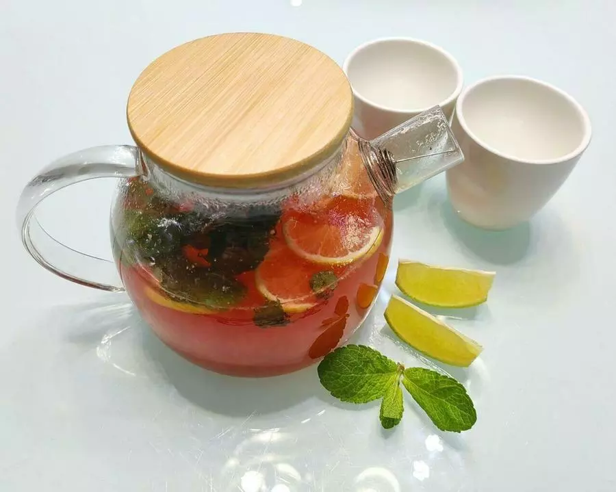 Авторский чай Клубничный с лаймом  水果茶草莓酸橙