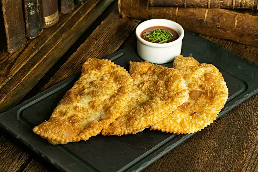 Чебуреки с бараниной
