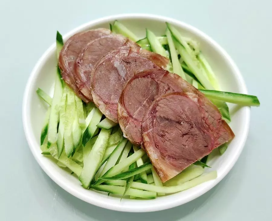 Нарезка из ароматной говядины 酱牛肉 