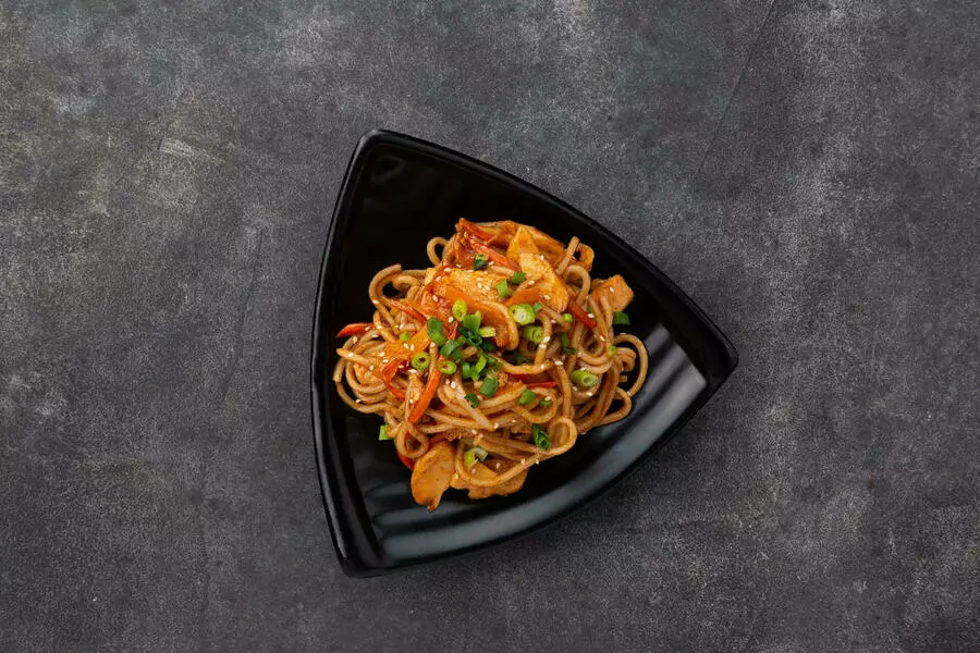 Лапша WOK с курицей