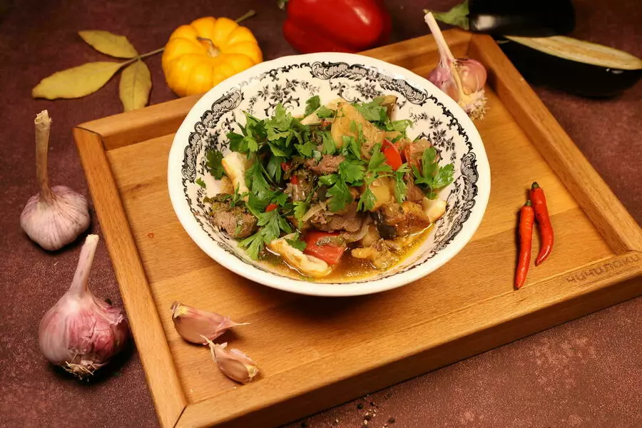 Основные блюда