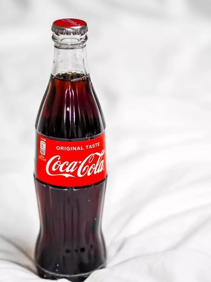 Кока Кола 330 мл стекло 