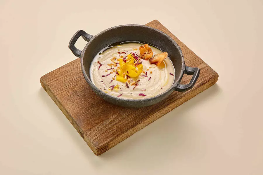 Крем-суп из топинамбура и трюфеля