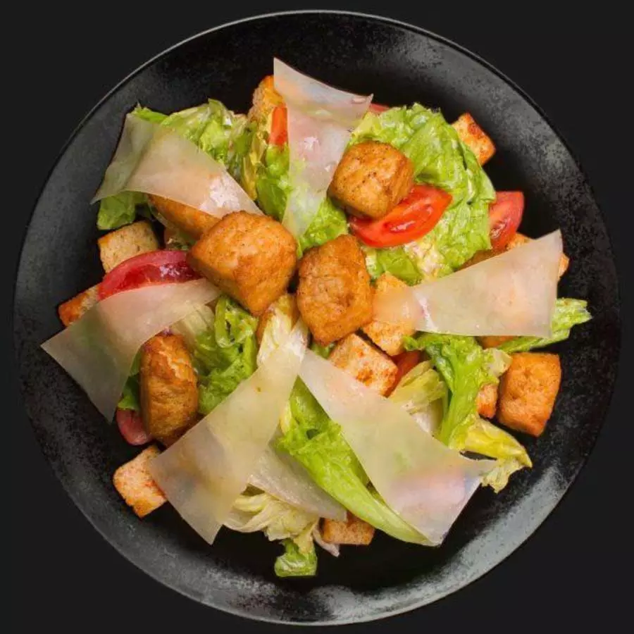 Салат «Цезарь с куриным филе»