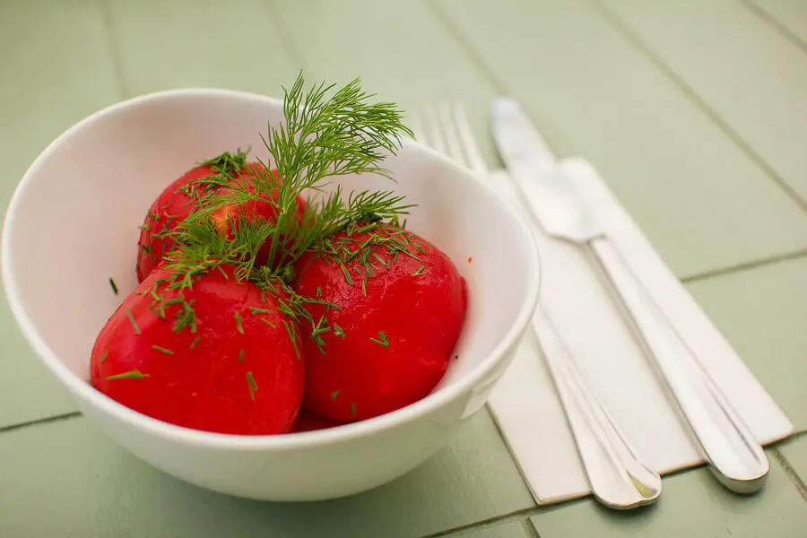 Трёхдневные помидоры в свежем маринаде