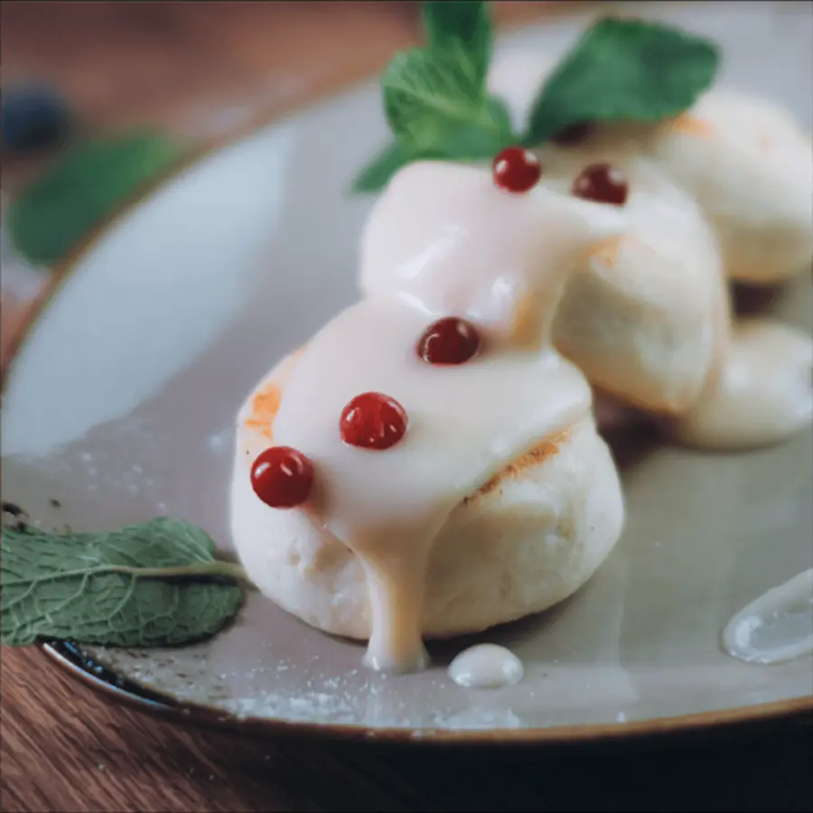 Сырники из печи в соусе из топленного молока