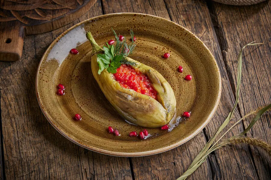 Баклажан с аджикой