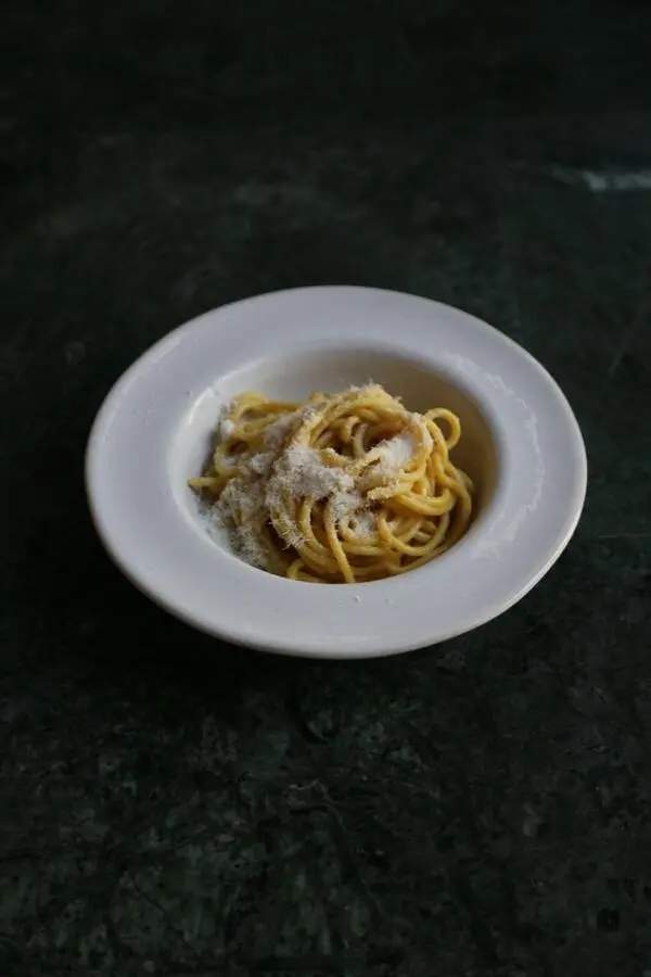 Спагетти с пармезаном