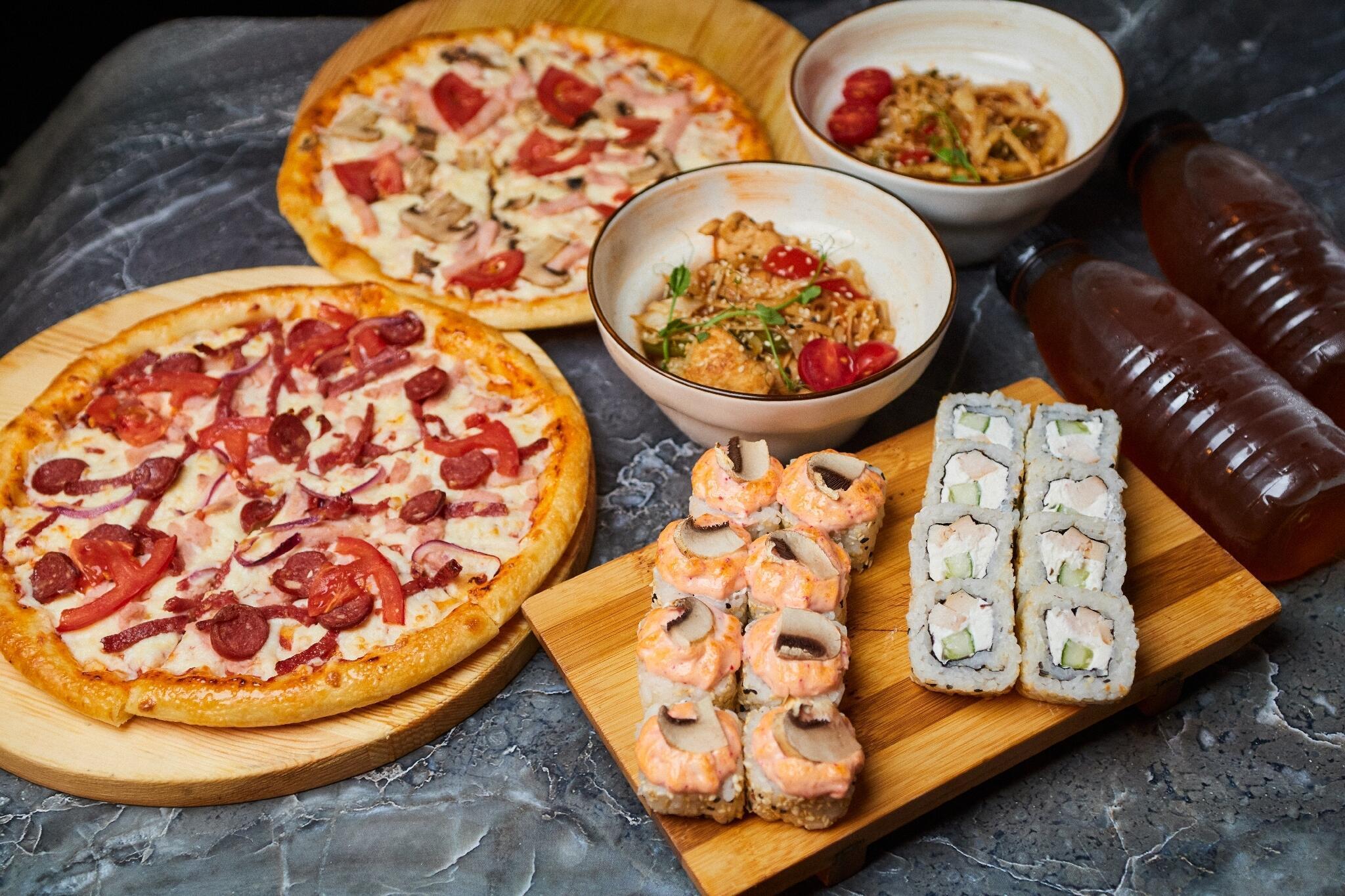 Суши бар маки казань адоратского. Маки адоратского 12. Маки адоратского 12. Кафе маки казань. Маки адоратского 12.