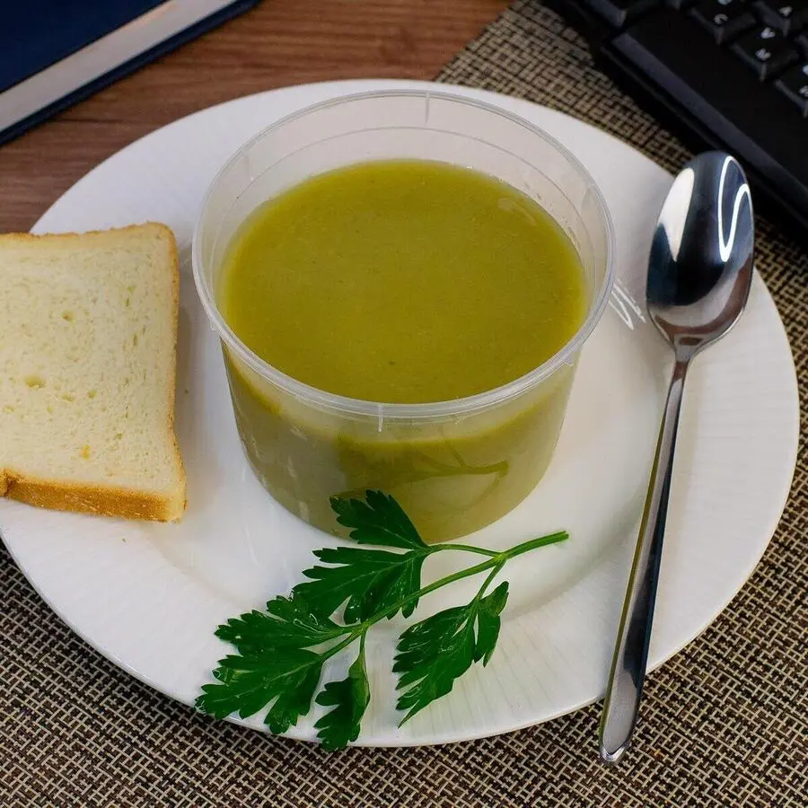 Крем-суп из брокколи с сухариками 15 гр.