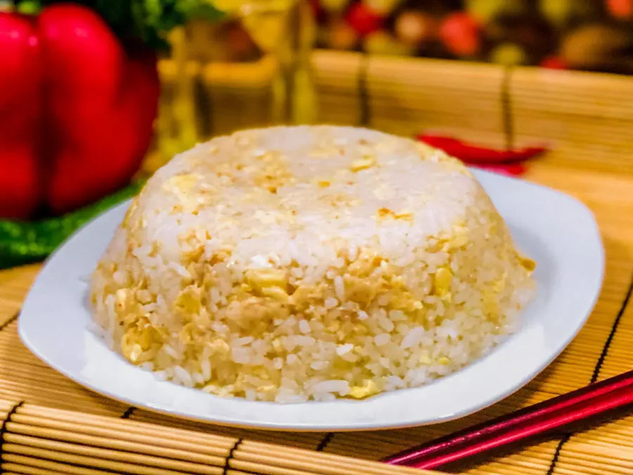 Рис по-китайски с яйцом