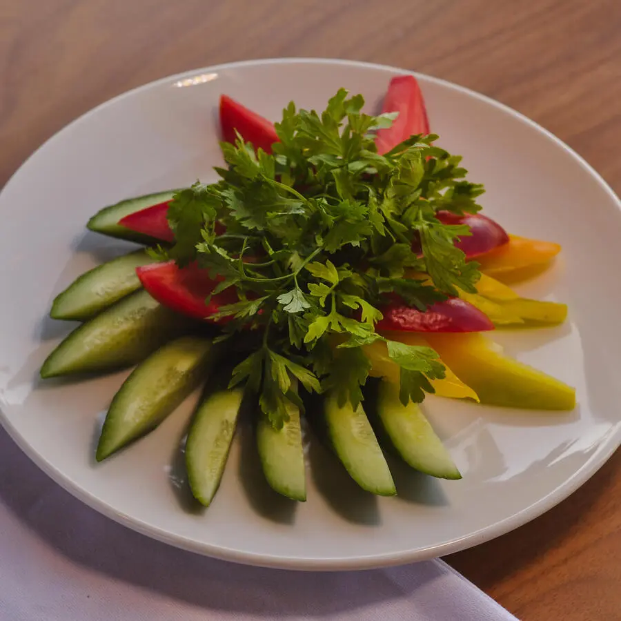 Ассорти из свежих овощей /Assorted fresh vegetables