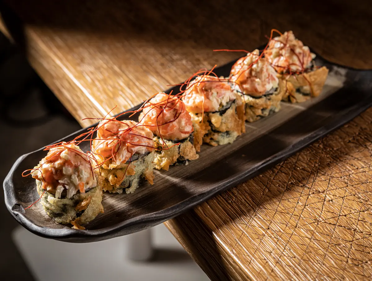 Tempura roll with salmon