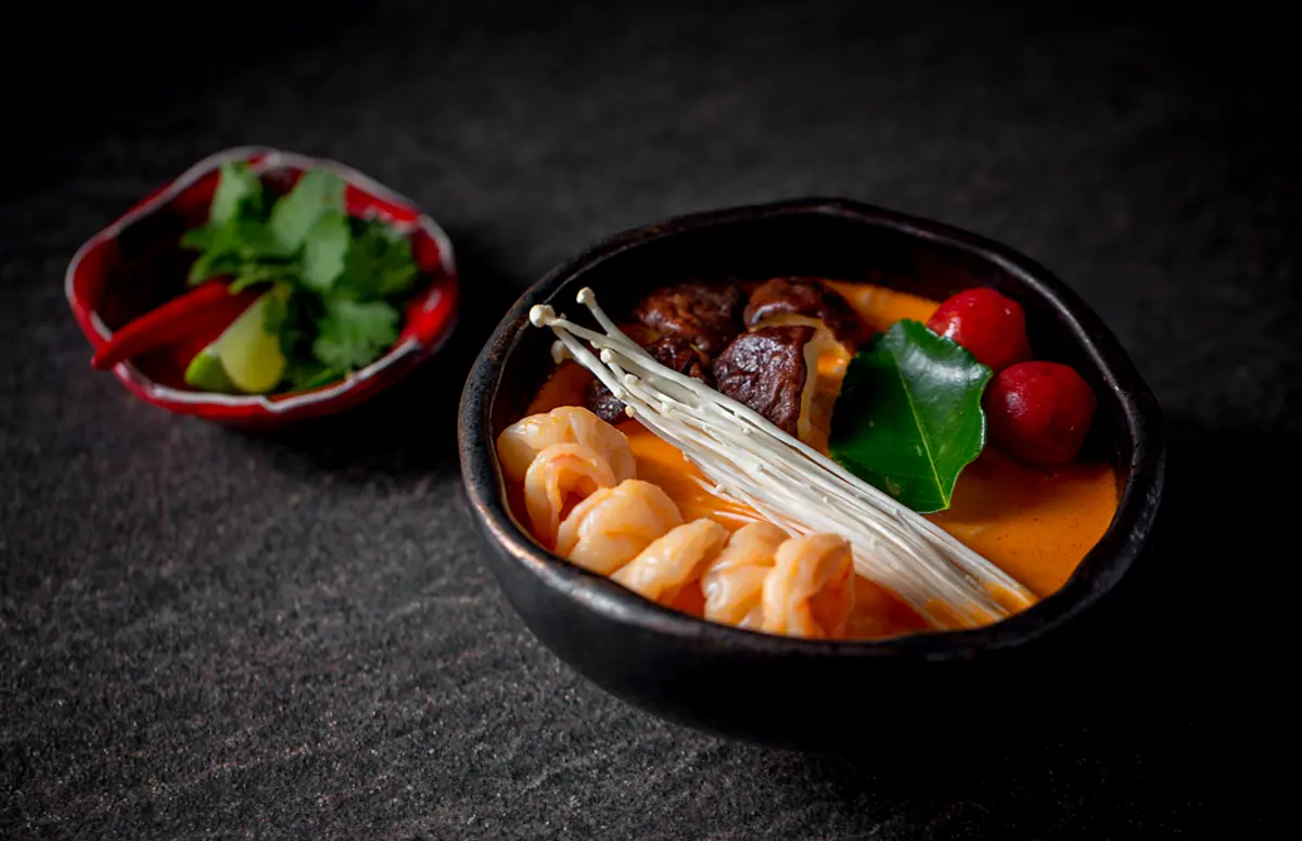 Tom yam with shiitake
