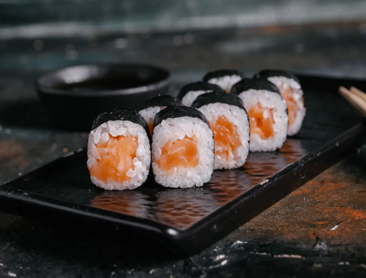 Salmon Maki