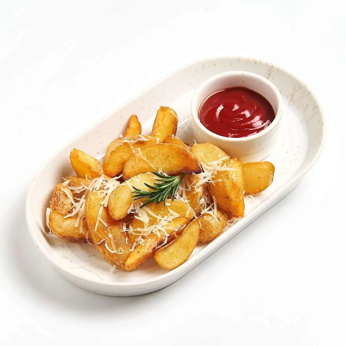 Картофельные дольки с розмарином и пармезаном 