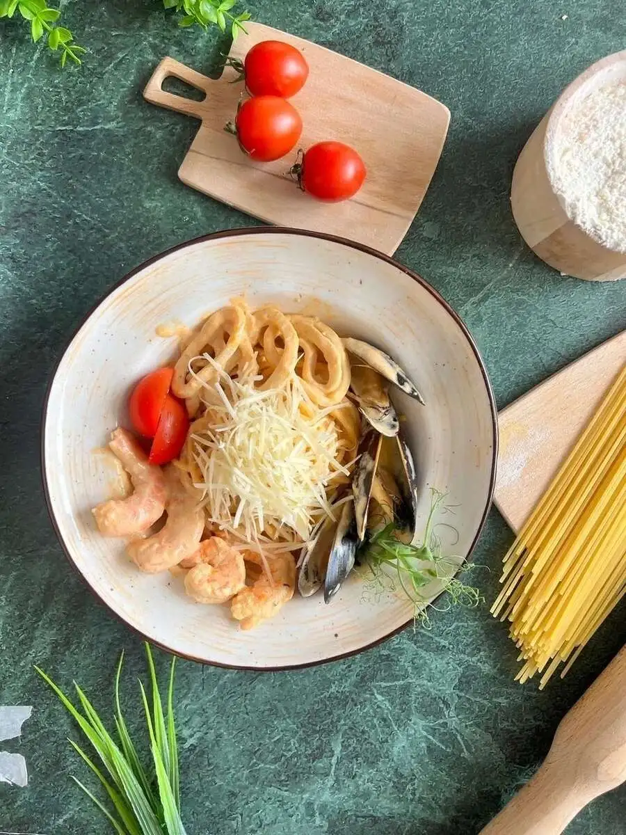 Паста Том ям с морепродуктами