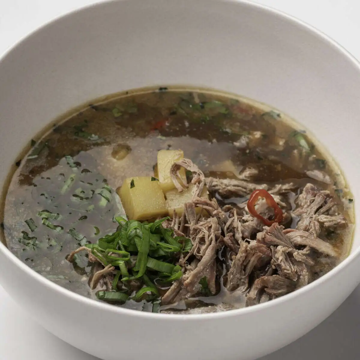 Бульон "Beef" с овощами и перцем чили