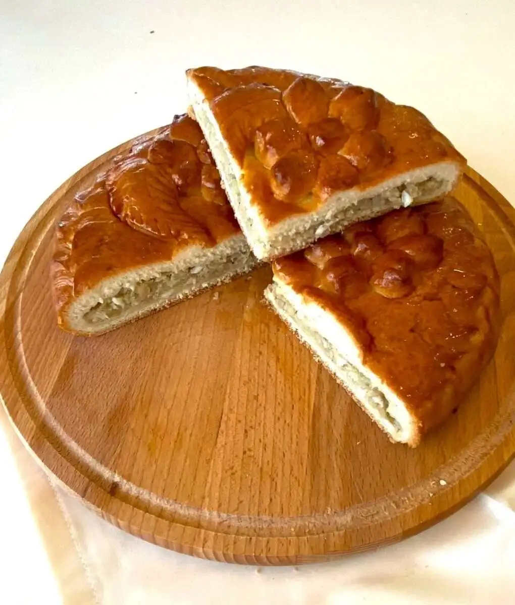 Пирог с капустой и яйцом