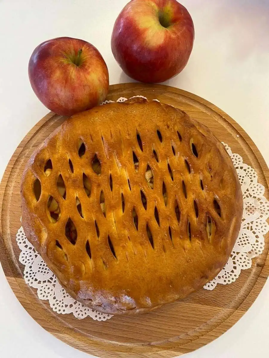 Пирог с яблоками