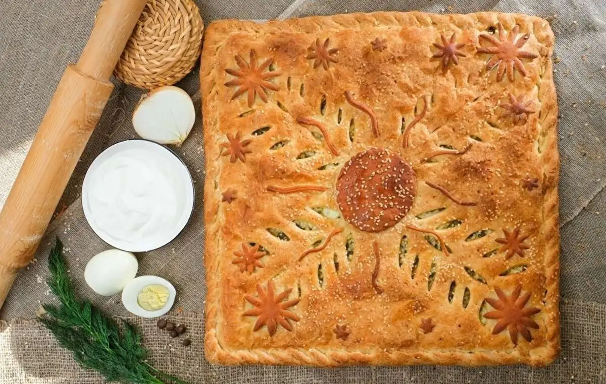 Сл. пирог с зеленым луком и яйцом