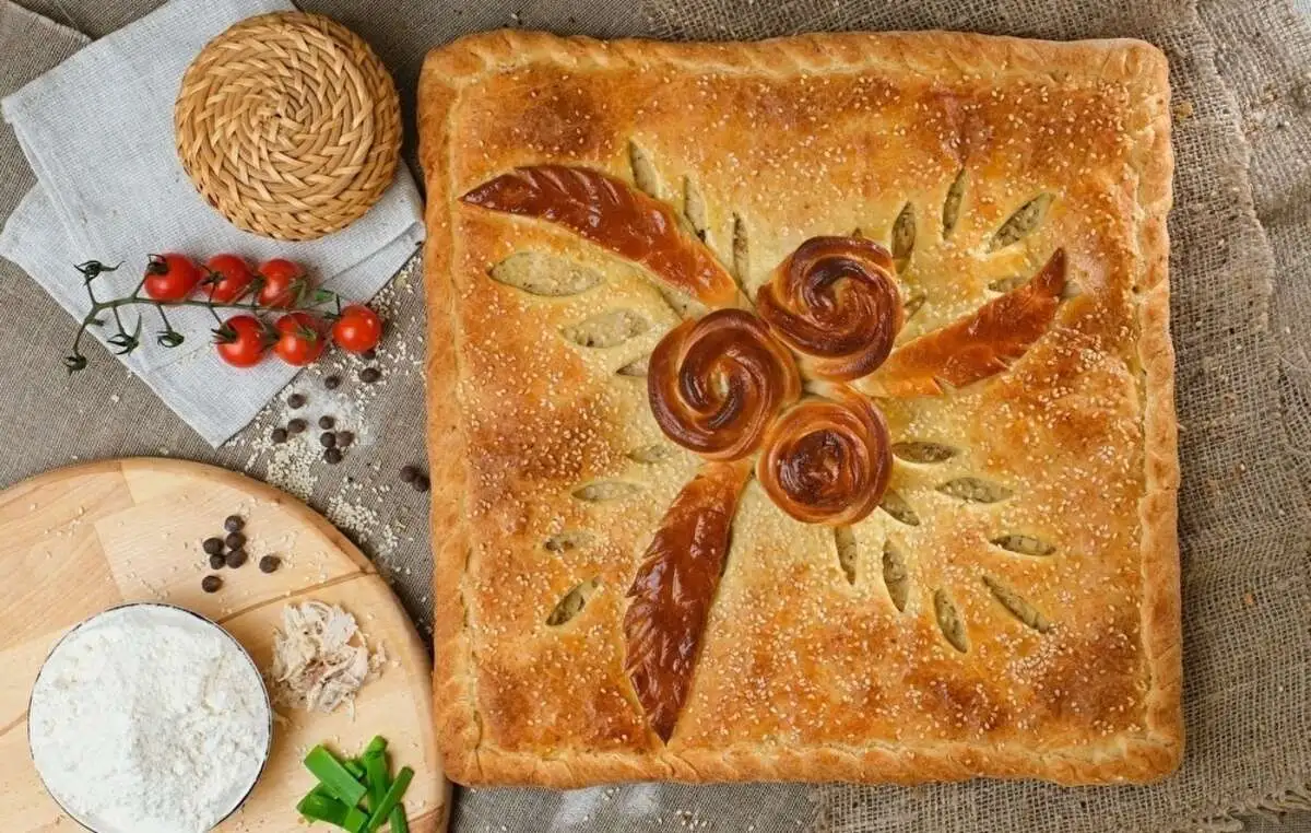 Сл. пирог с куриной грудкой в сливочном соусе