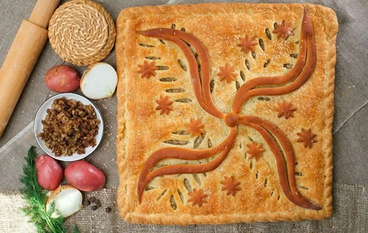 Сл. пирог с мясом и картошкой