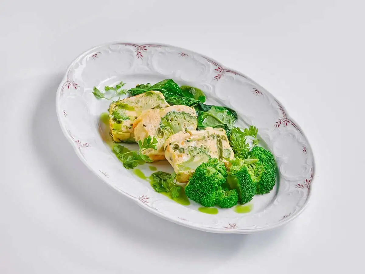 Омлет Slow Food с брокколи и шпинатом