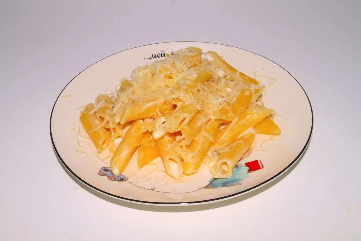 Макароны с сыром (140 гр)