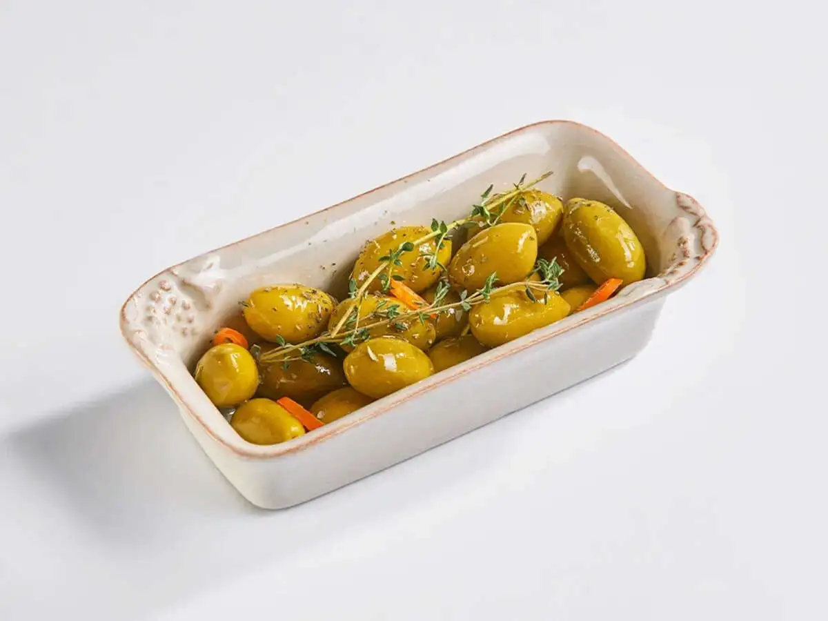 Оливки маринованные