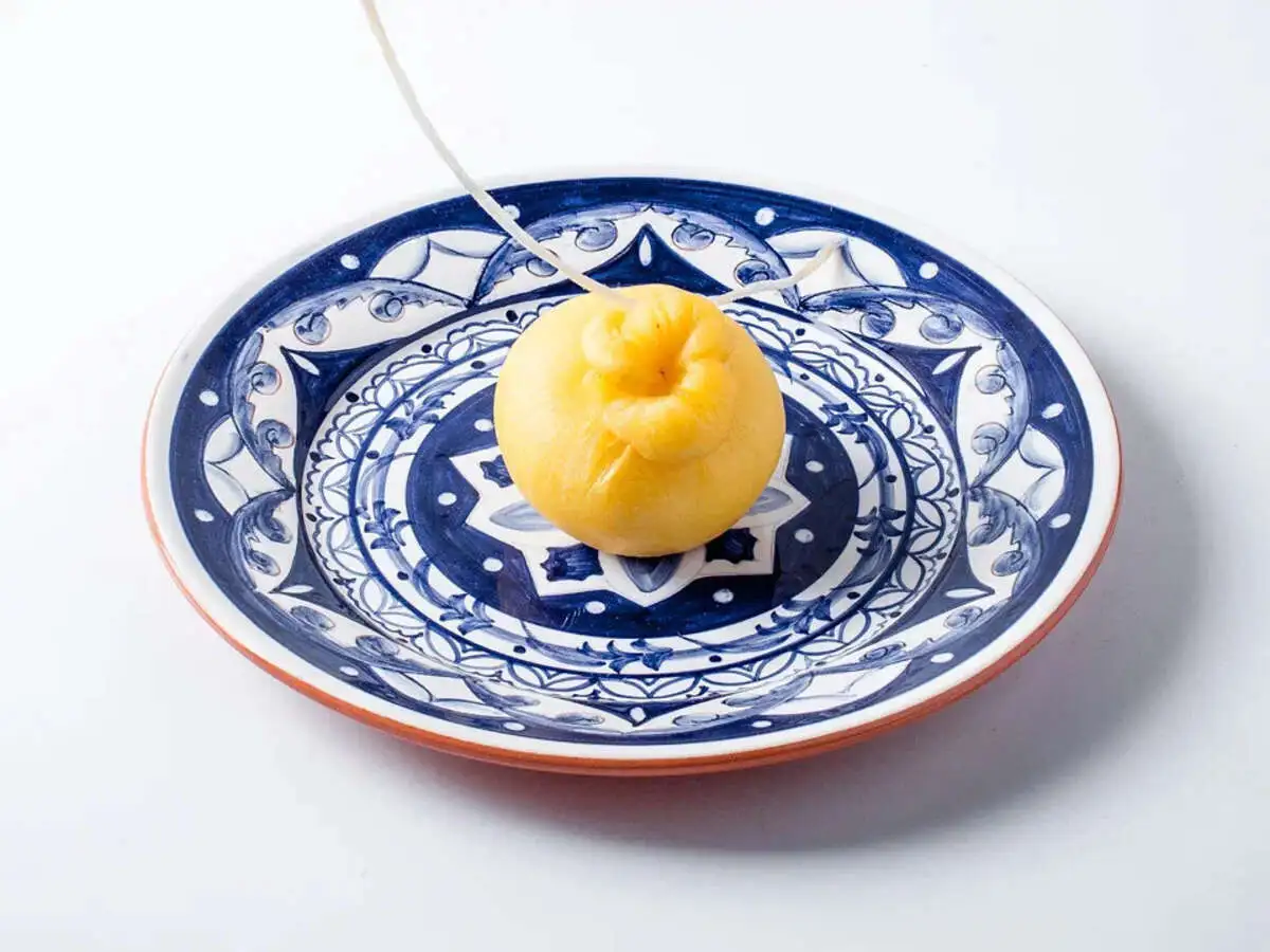 Сыр  Скаморца копченый лавка
