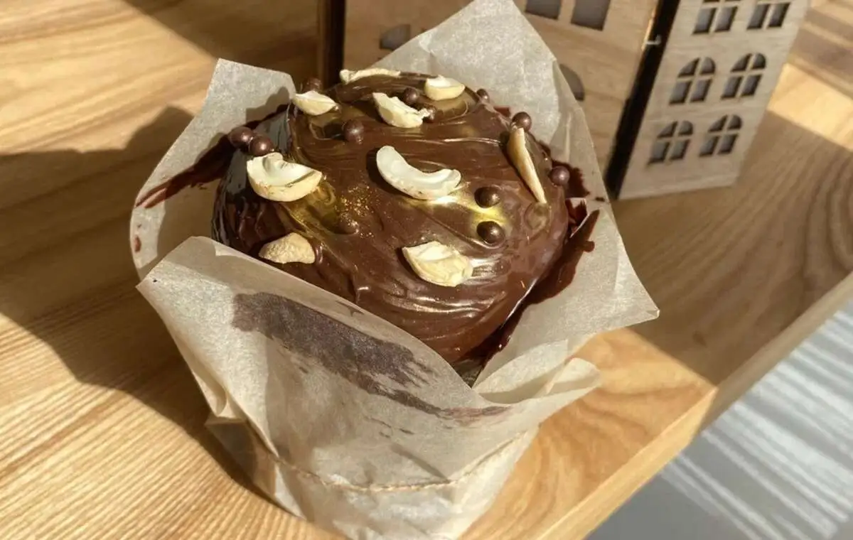 Дедовский (Бабулин) шоколадный кулич с фундуком, цукатами и цедрой апельсина