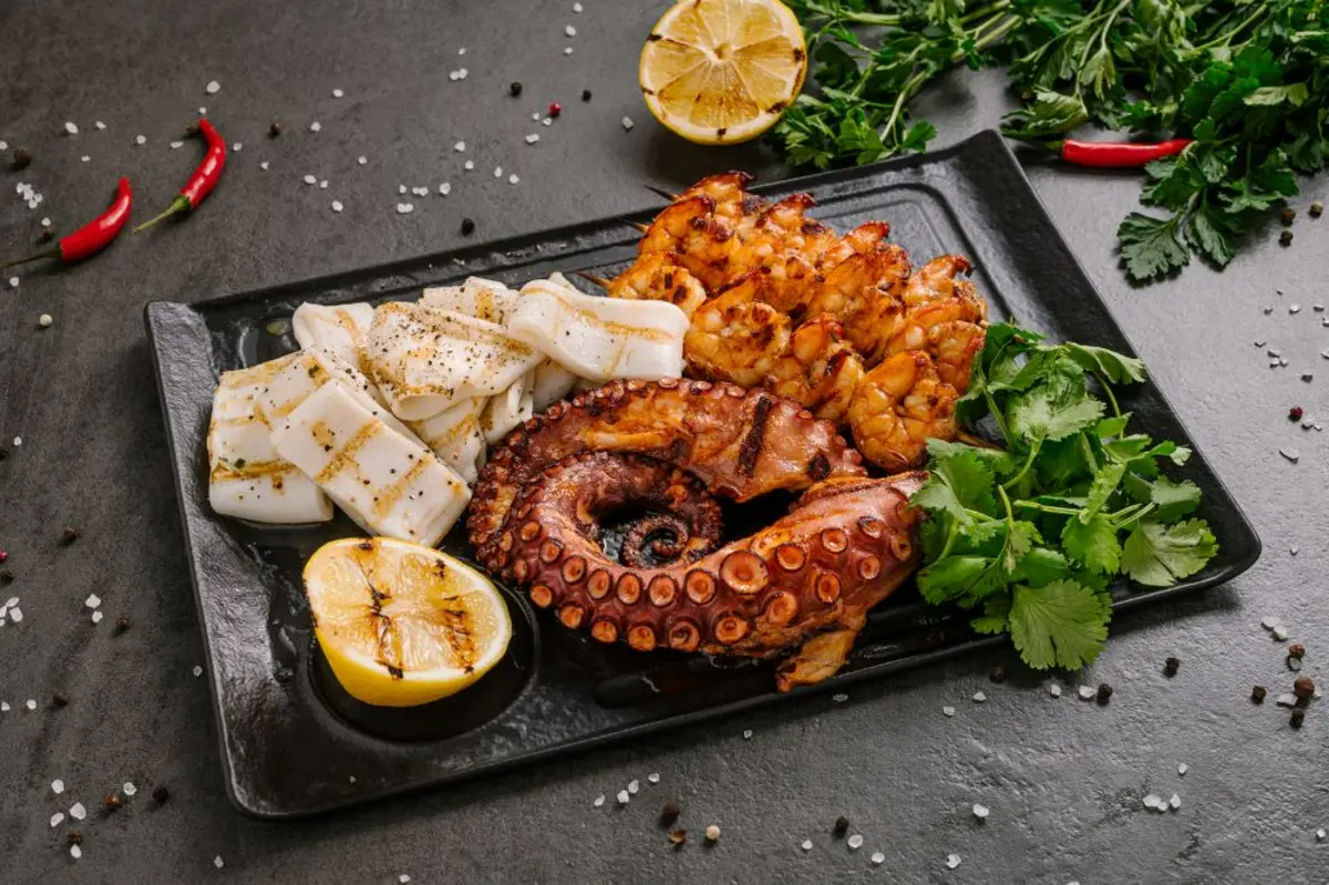 МОРЕПРОДУКТЫ НА ГРИЛЕ