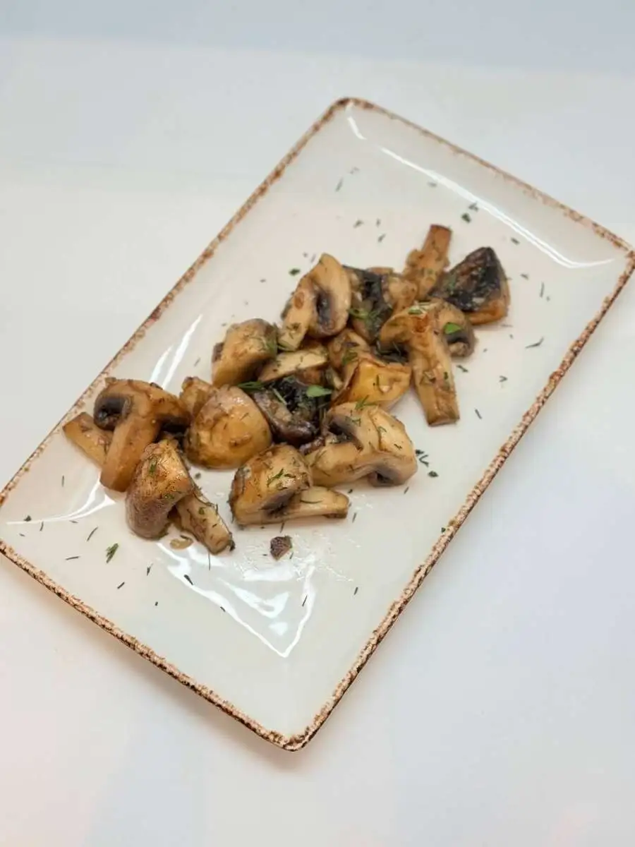 Жареные грибы с луком, 150г