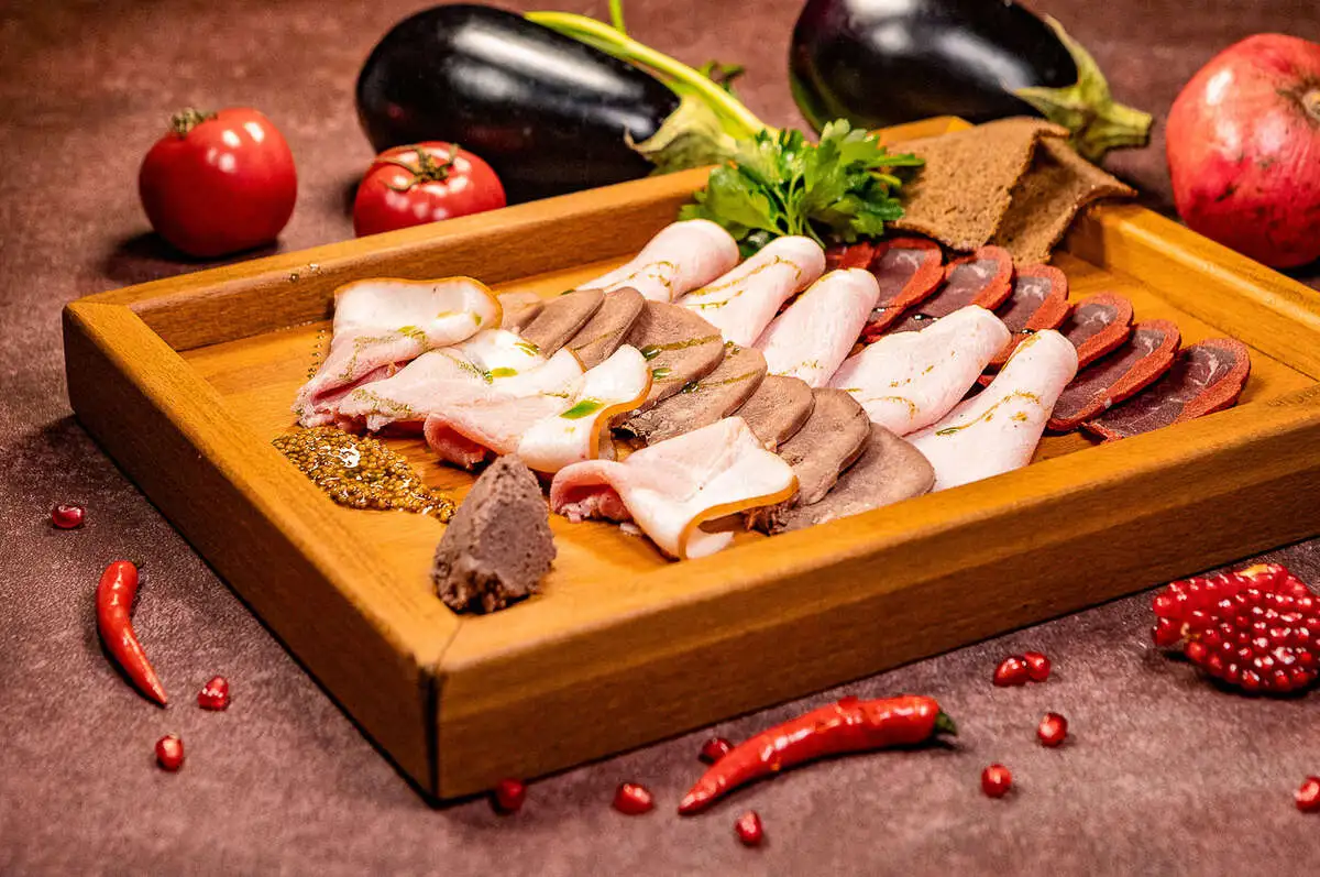 Мясное ассорти