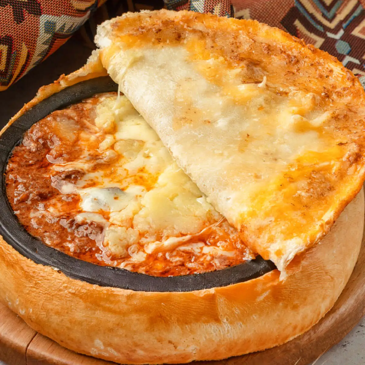 Харчо по-мегрельски с говядиной и картофельном пюре
