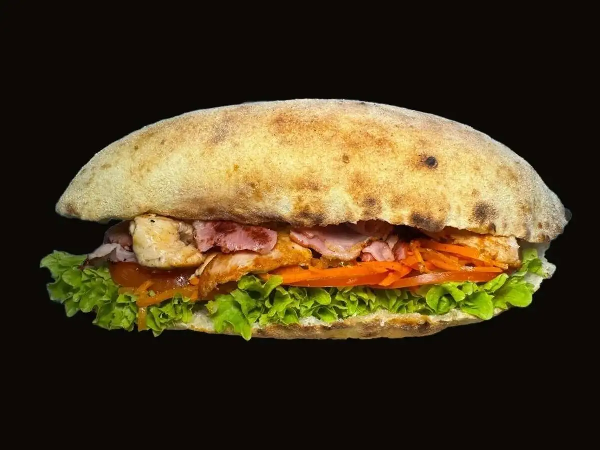 ПАНИНИ С КУРИЦЕЙ И БЕКОНОМ