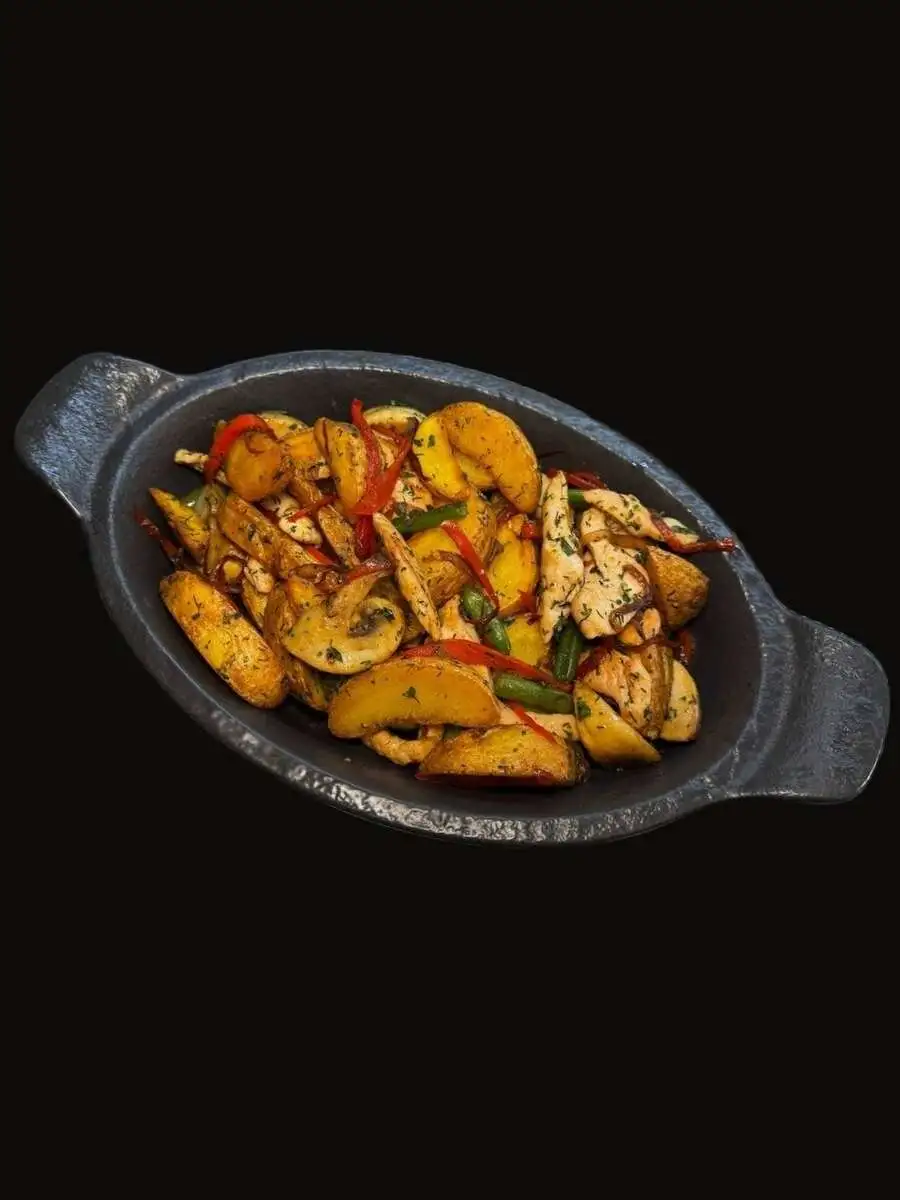 СКОВОРОДКА ПО-ДЕРЕВЕНСКИ С КУРИЦЕЙ