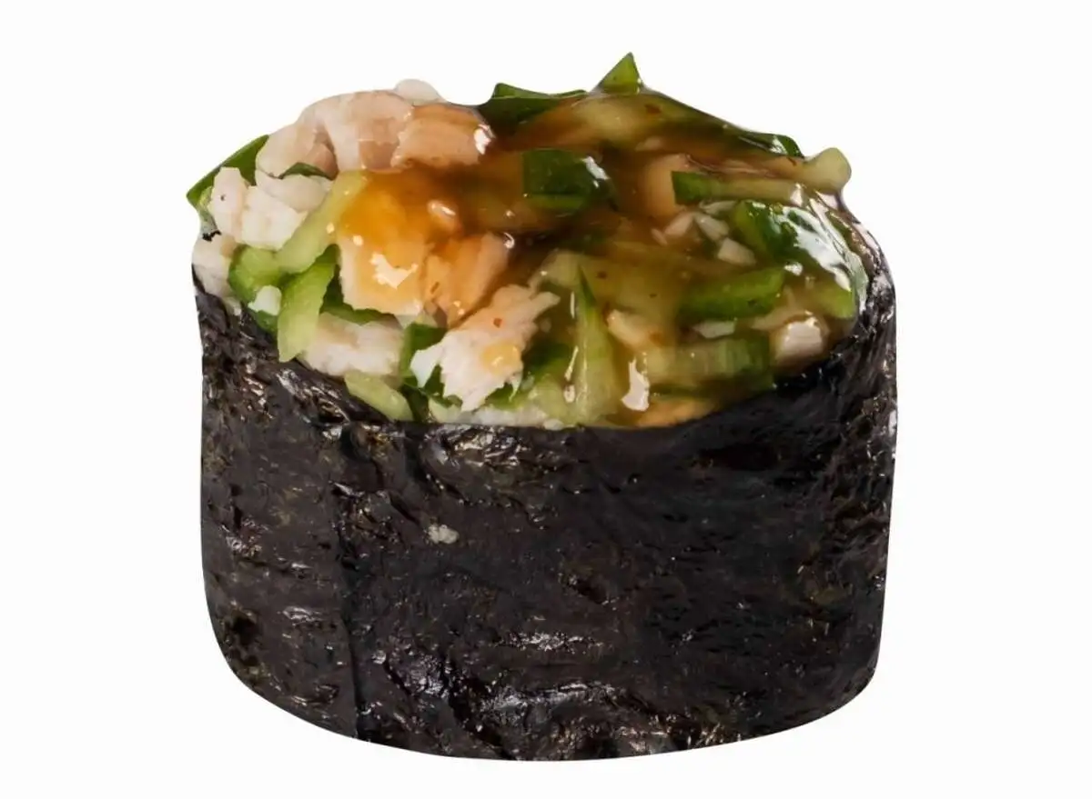 Гункан с курицей, 1 шт, 50 г