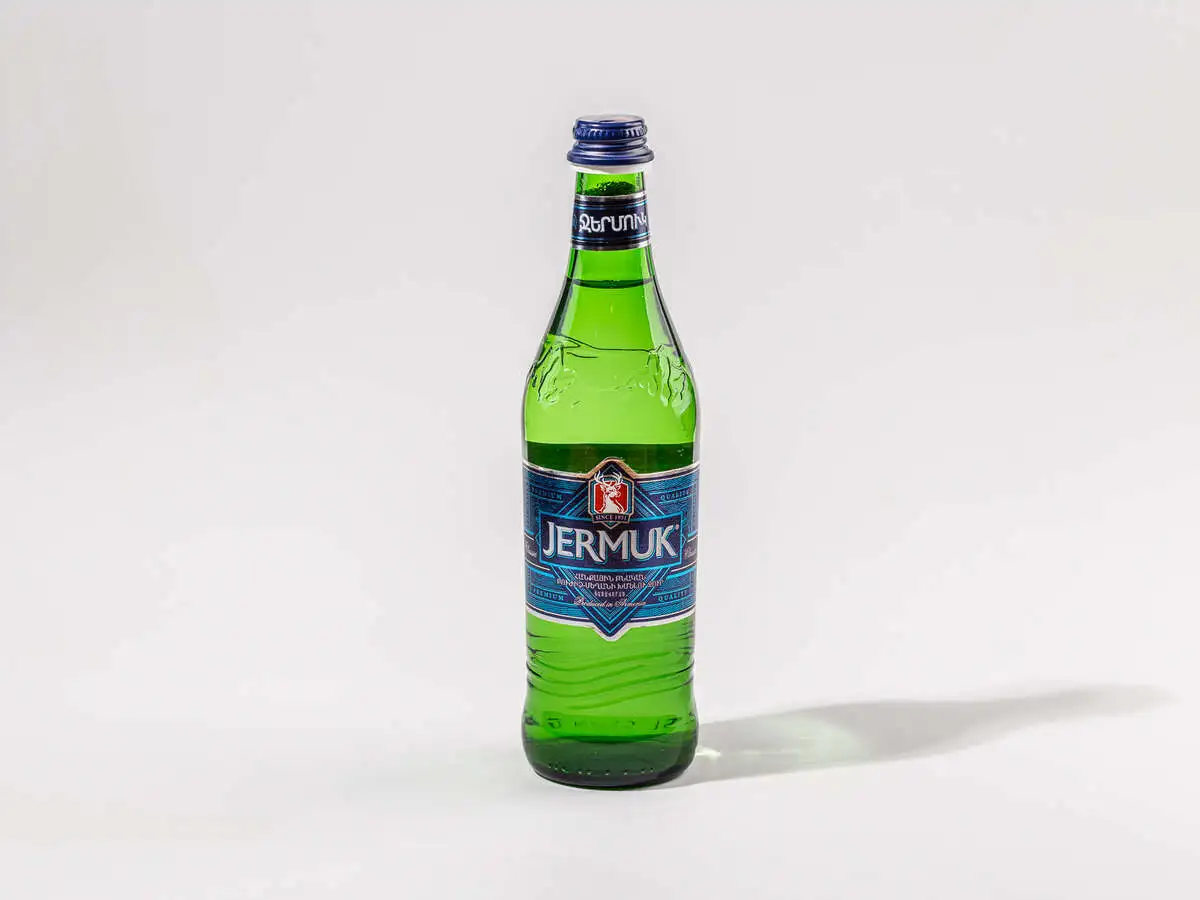 Вода "Джермук" газированная