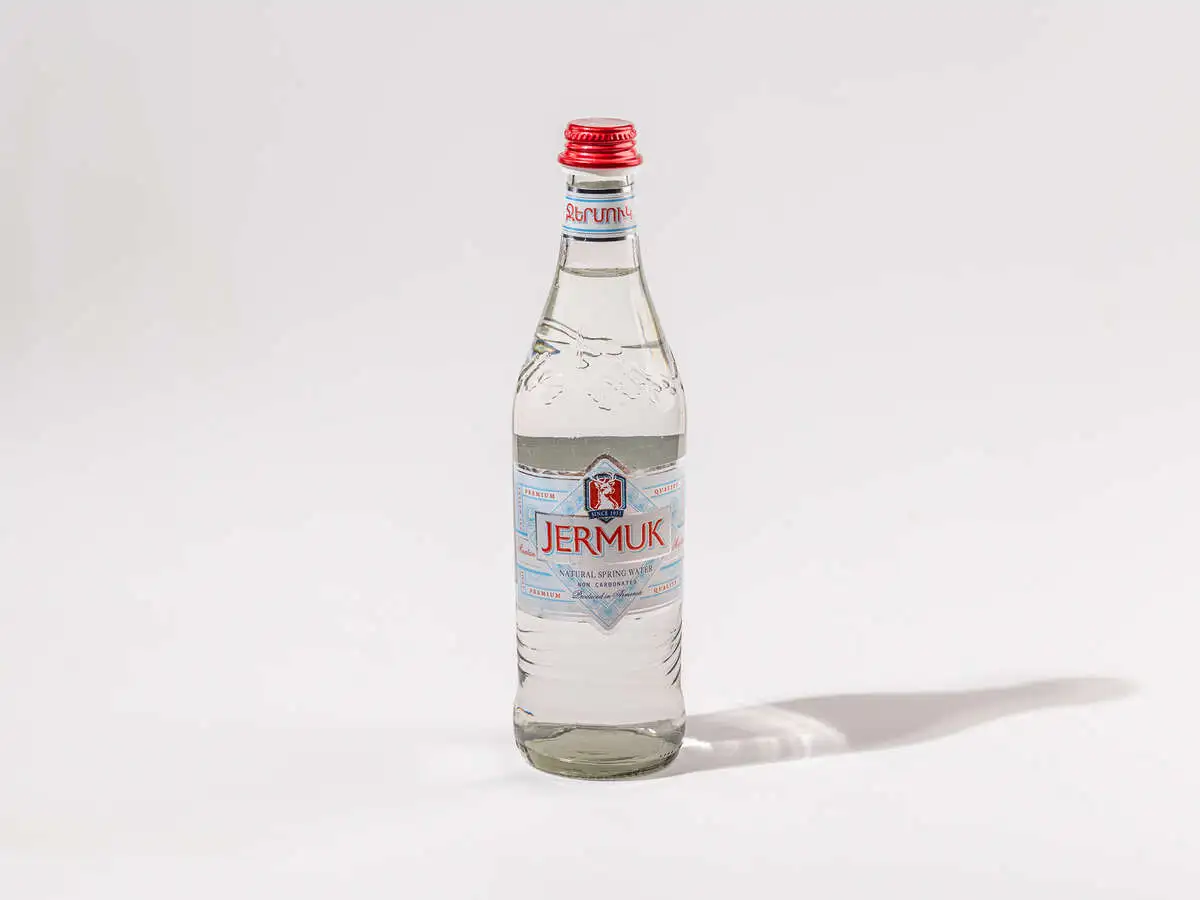 Вода "Джермук" негазированная