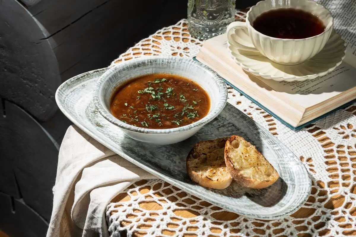 Луковый с сырной гренкой