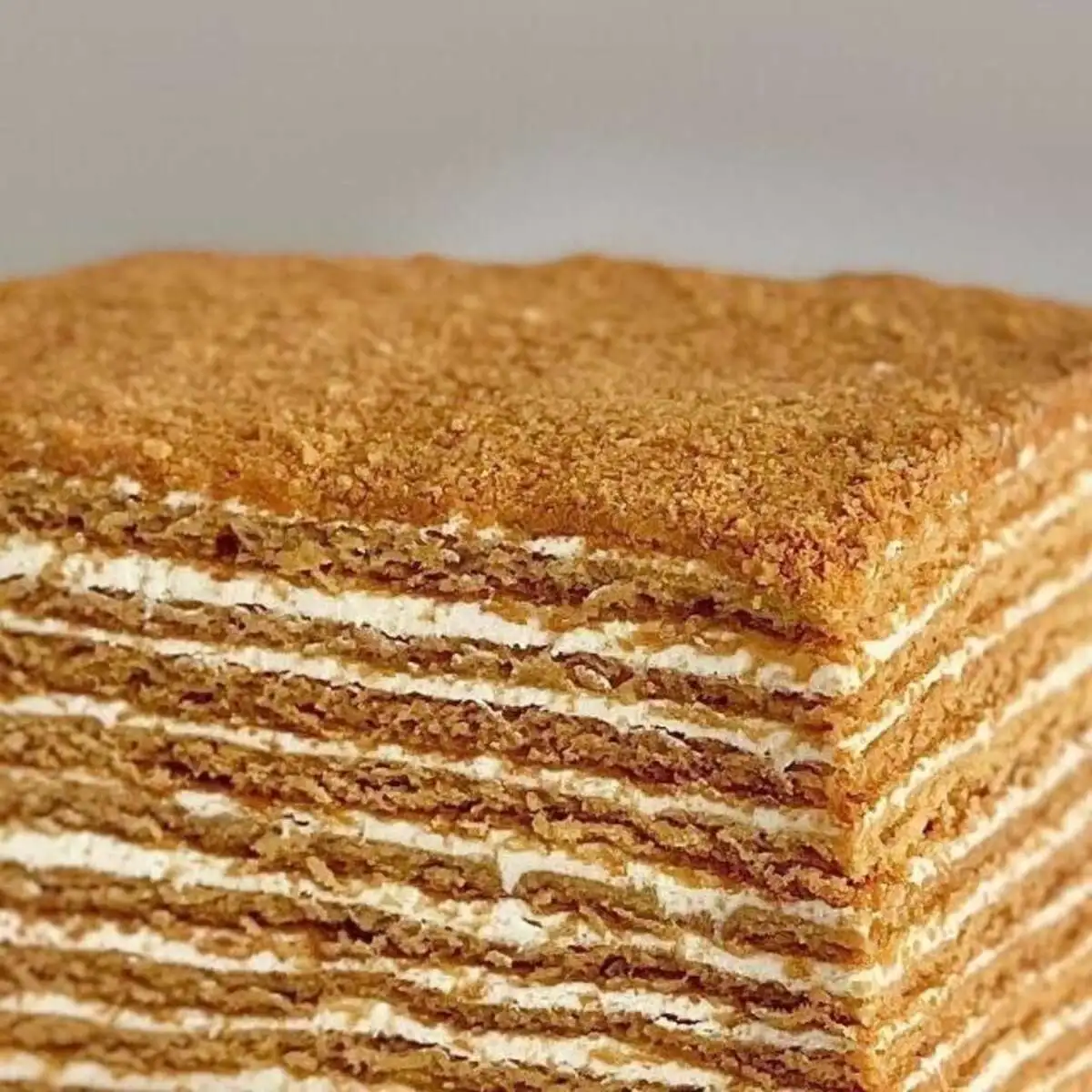 Торт «Медовик»1 кг/honey cake 1 k