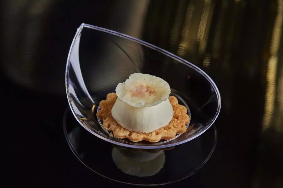Канапе бланманже из козьего сыра (Турандот)