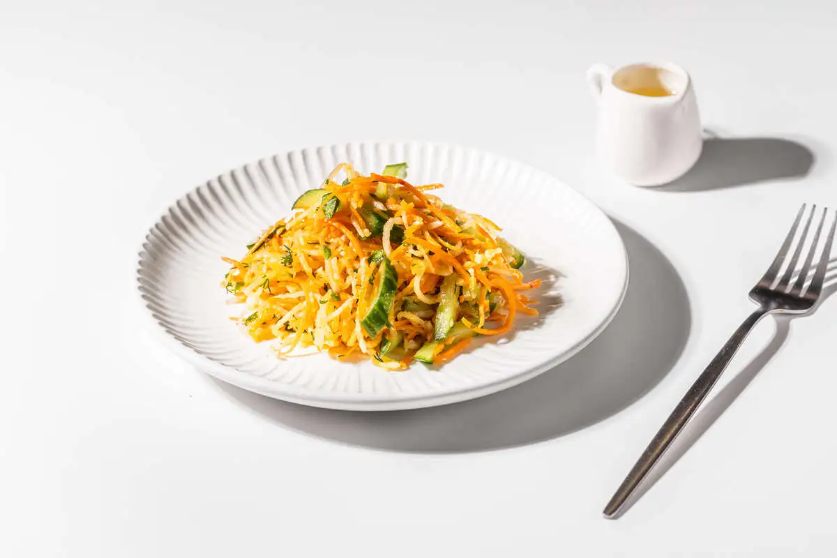 Салат корейский с огурцами
