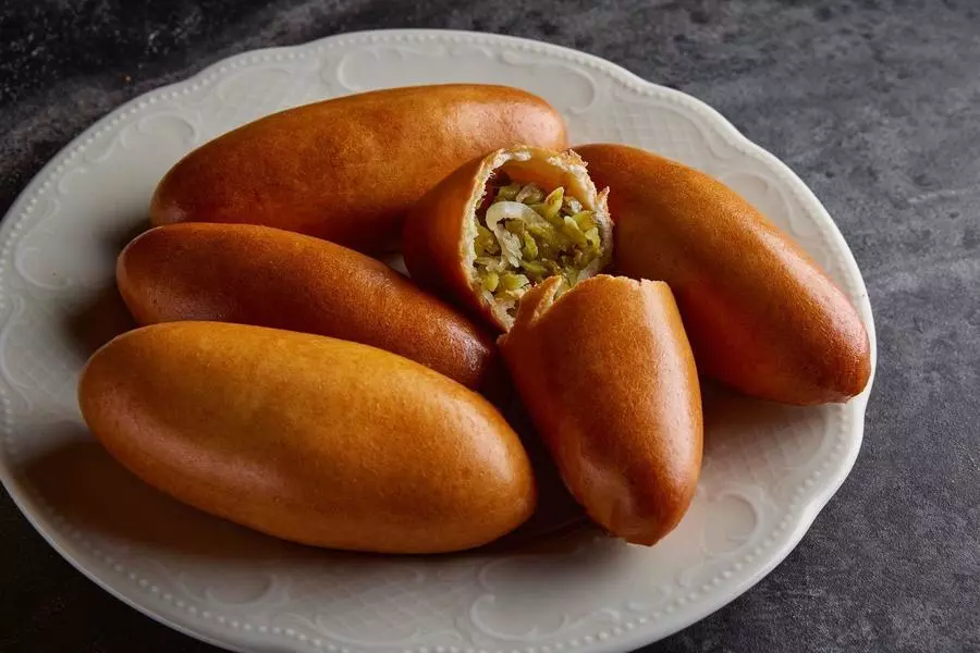 Пирожок с солёным огурцом (Пушкин)