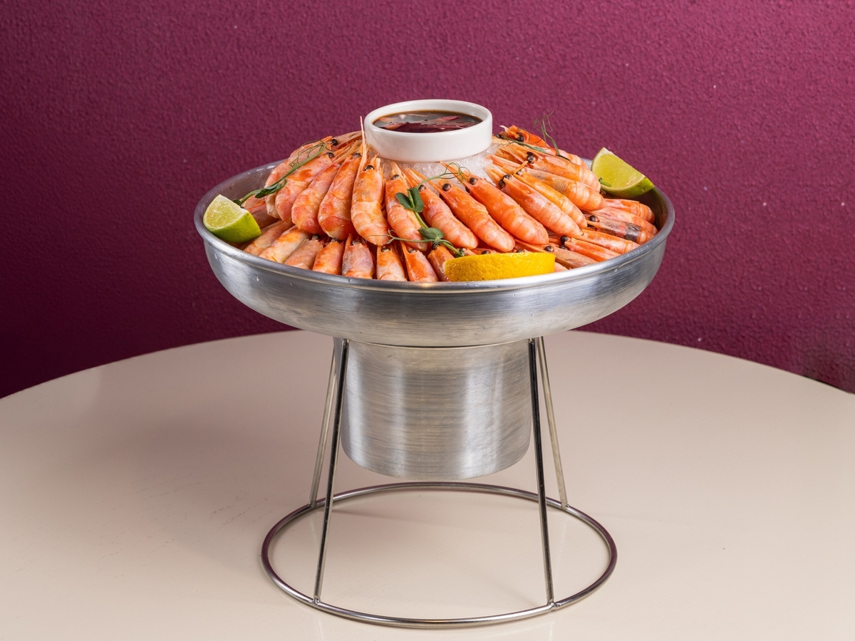 RAW BAR