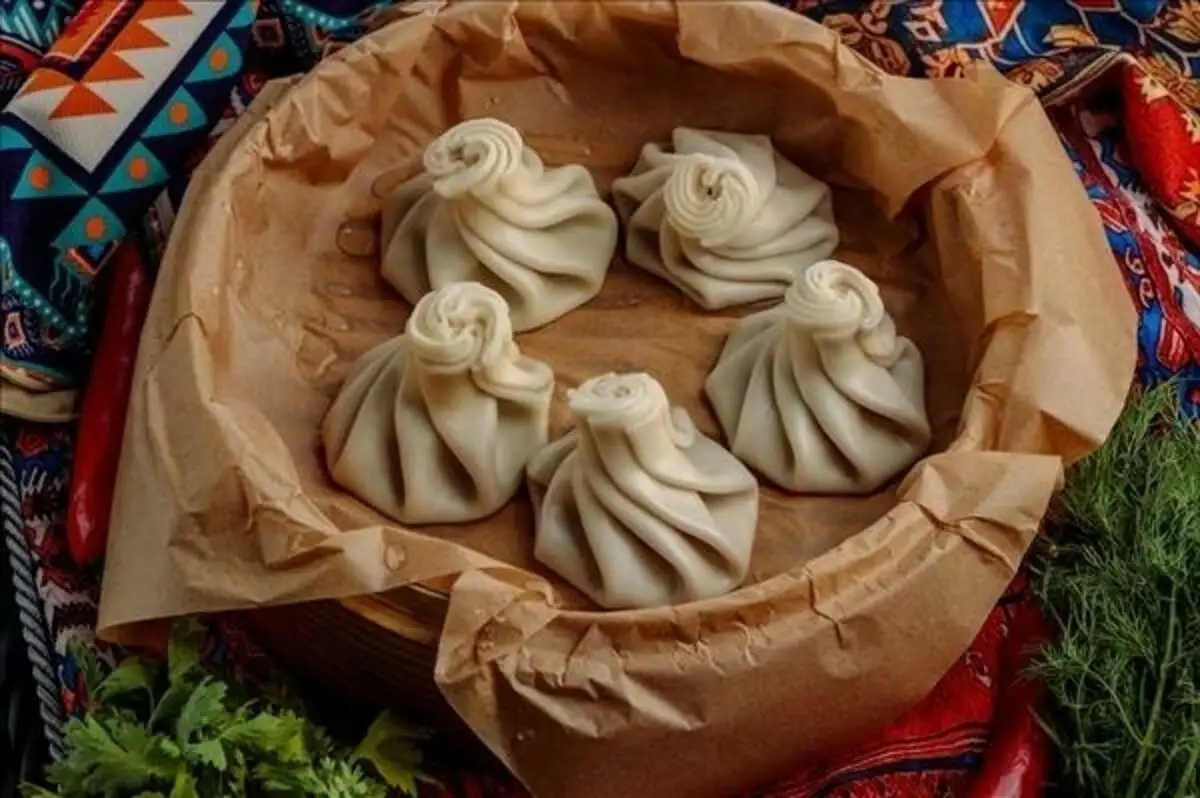 Хинкали со свининой и говядиной 