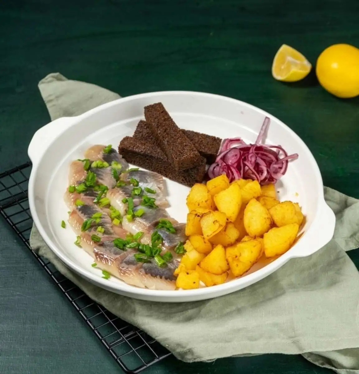 Селёдочка с картофелем