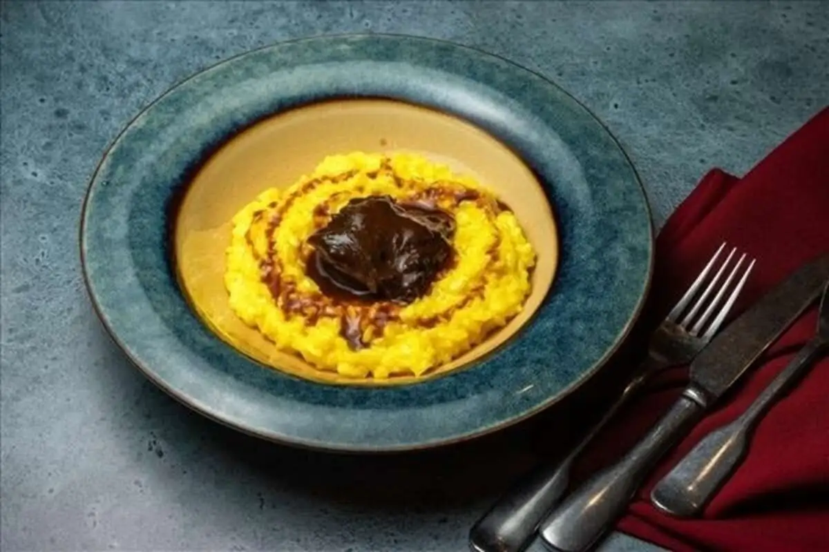 Шафрановое ризотто с говяжьми щечками